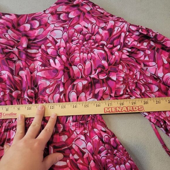 Kika Vargas x Target Women's Mum Floral Scallop Back Blouse Size Medium - Picture 3 of 8